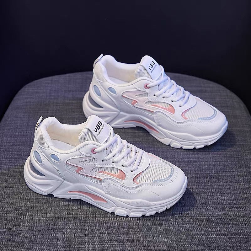 Sneakers à plateforme Bellanor, alliant élégance, confort et résistance.